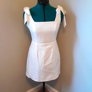 NWOT Lulus White Mini Cocktail Dress Size Small